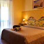 Aparthotel Venice Lion Residence Free Private Parking Easy Access Venice 5*