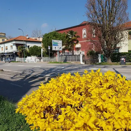 Venice Lion Free Private Parking Easy Access Venice 5* Mestre
