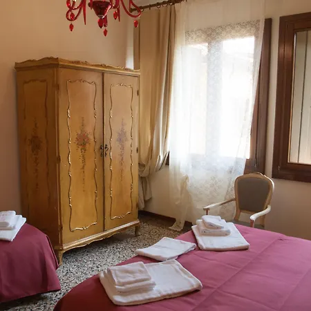 Venice Lion Free Private Parking Easy Access Venice 5*