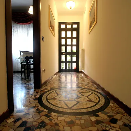 Venice Lion Free Private Parking Easy Access Venice Aparthotel Mestre