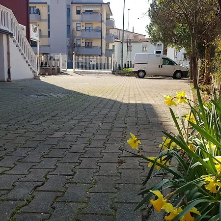 Apartahotel Venice Lion - Vespucci 5*