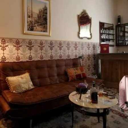 Venice Lion Free Private Parking Easy Access Venice Aparthotel Mestre