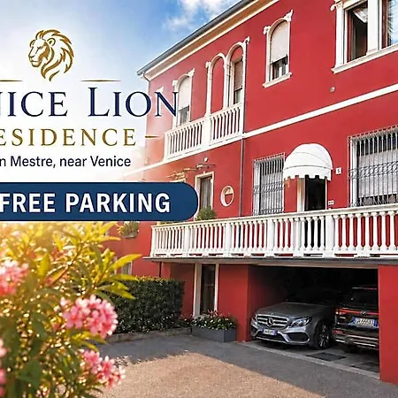Venice Lion Free Private Parking Easy Access Venice Mestre