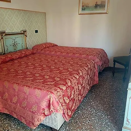 Venice Lion Free Private Parking Easy Access Venice 公寓式酒店