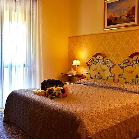 Apartahotel Venice Lion Free Private Parking Easy Access Venice
