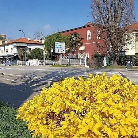 Venice Lion Free Private Parking Easy Access Venice Apartahotel Mestre