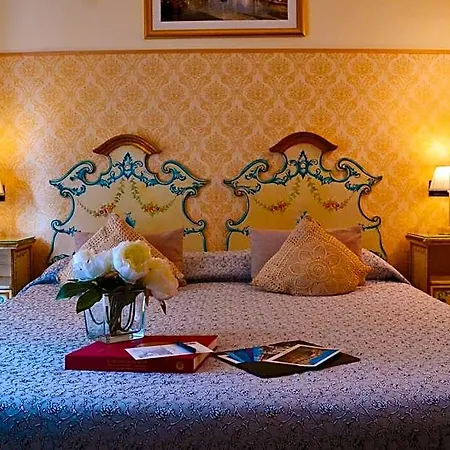Venice Lion Free Private Parking Easy Access Venice 5* Mestre