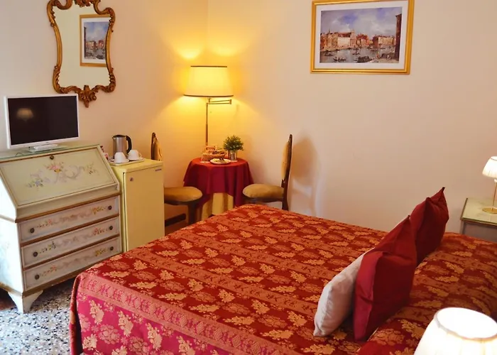 Venice Lion - Vespucci Mestre