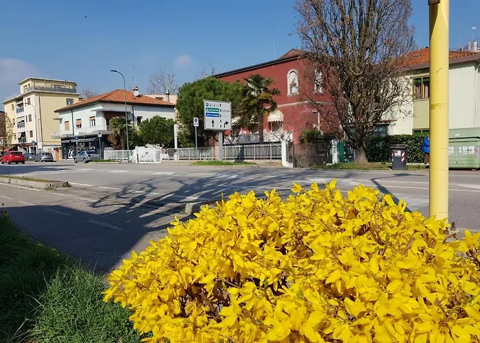 Venice Lion - Vespucci 5* Mestre