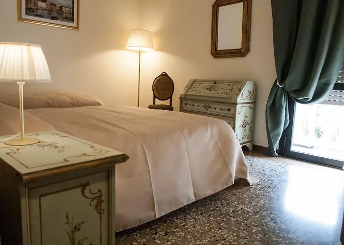 Venice Lion - Vespucci Mestre