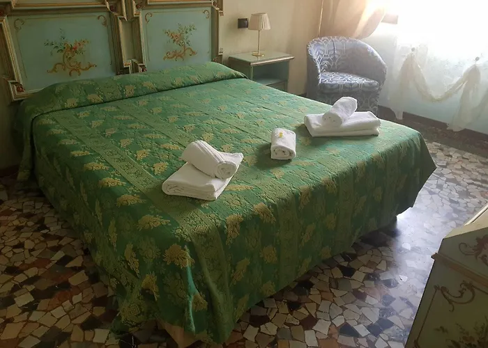 Apartahotel Venice Lion - Vespucci