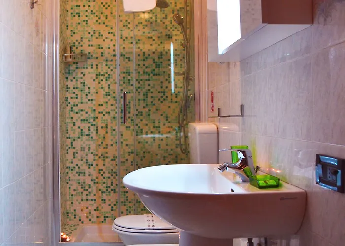 Venice Lion - Vespucci Apartahotel Mestre