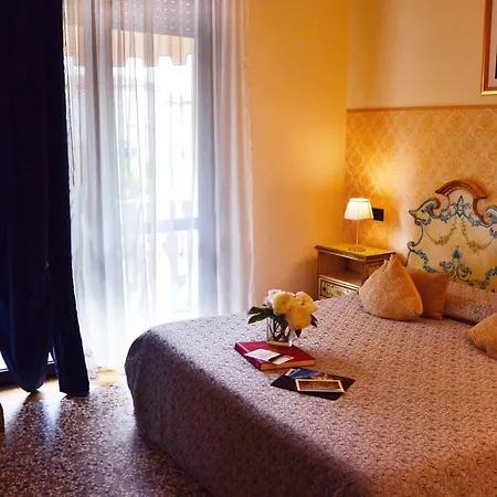 מלון דירות Venice Lion Free Private Parking Easy Access Venice