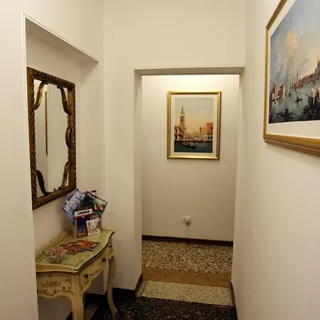 Venice Lion - Vespucci Mestre